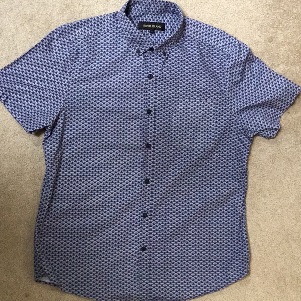Blue and white button down short sleeve shirt